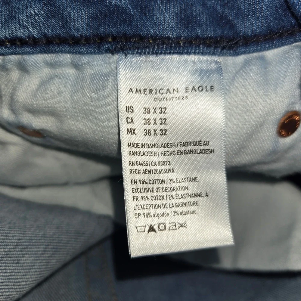American Eagle Airflex+ Original Straight Jeans Mens 38x32 (Fits 30